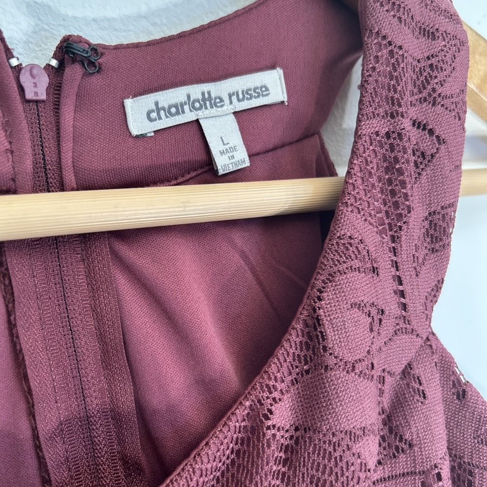 Charlette Russe Size L Lace Burgundy Dress See Through Waist Flowy - Picture 4 of 16